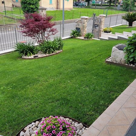 Casa Lorena Desenzano del Garda Eksteriør billede