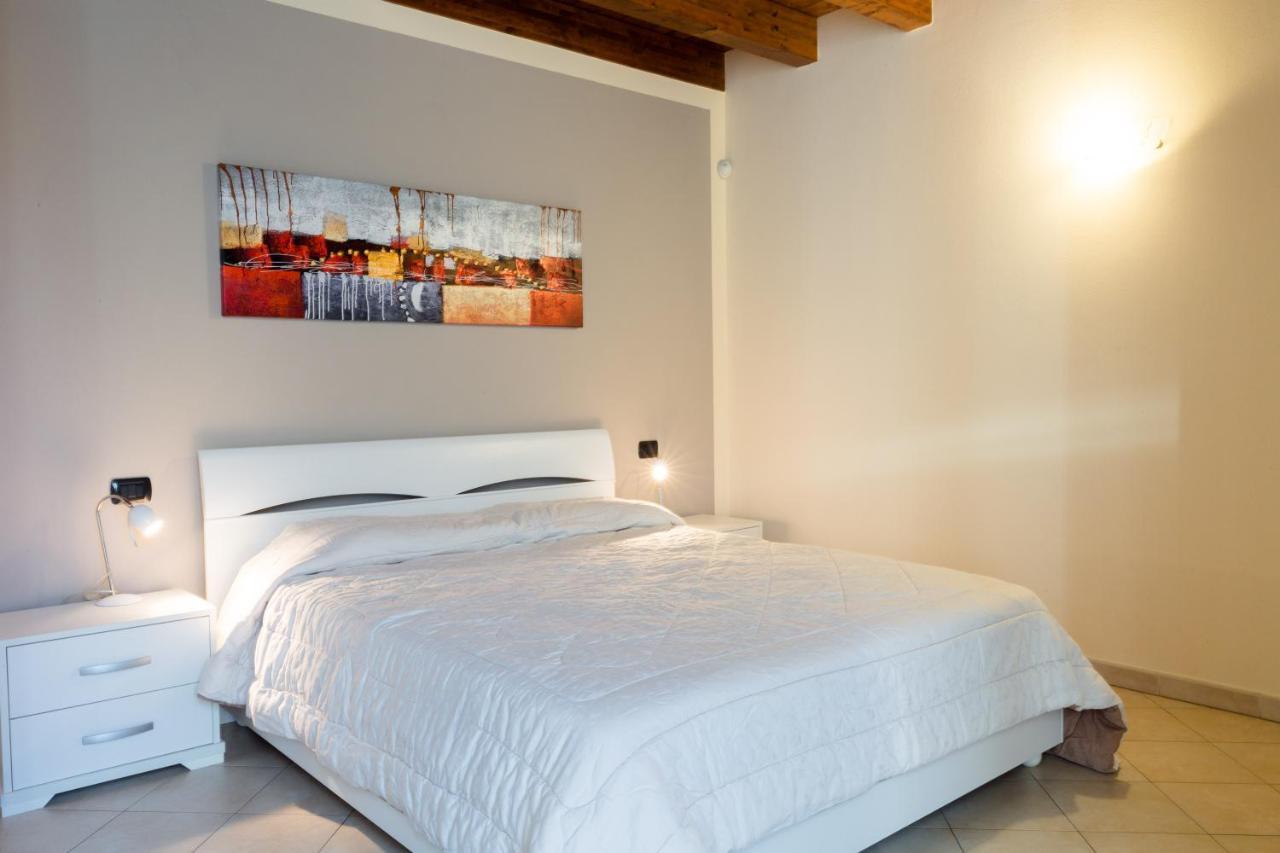 Casa Lorena Desenzano del Garda Eksteriør billede