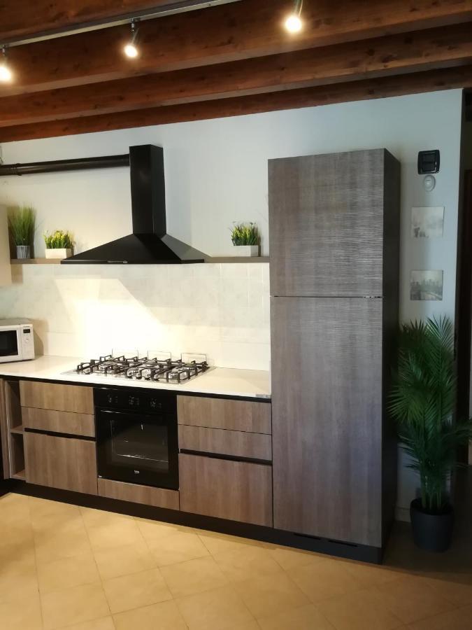 Casa Lorena Desenzano del Garda Eksteriør billede